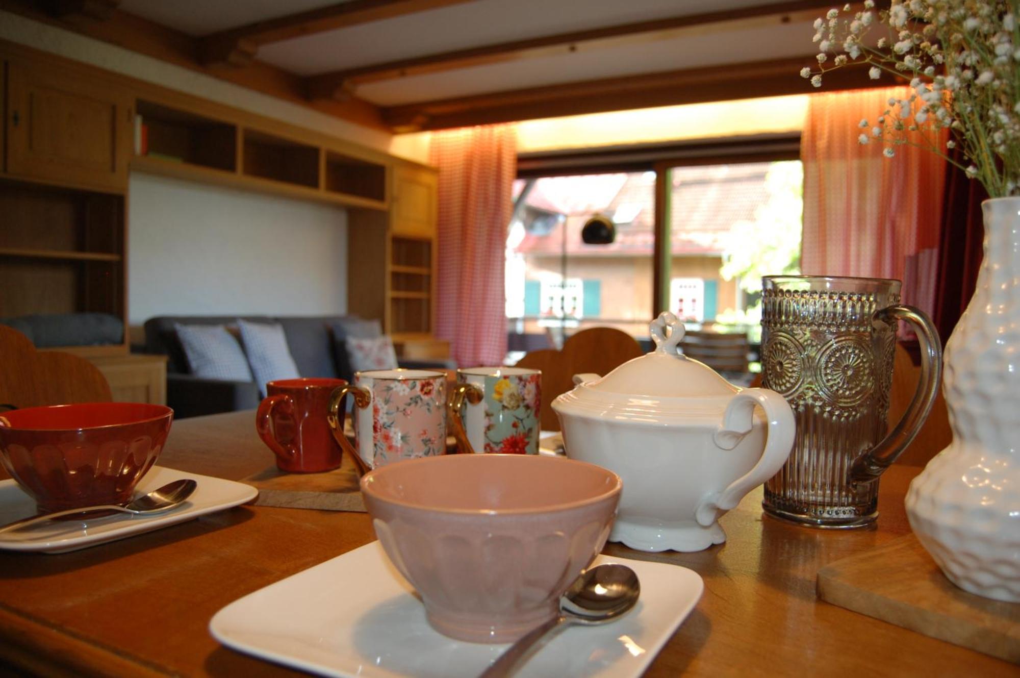 Ferienwohnung Mit Balkon I Bergblick I Parkplatz Apartment One Бад Хинделанг Екстериор снимка